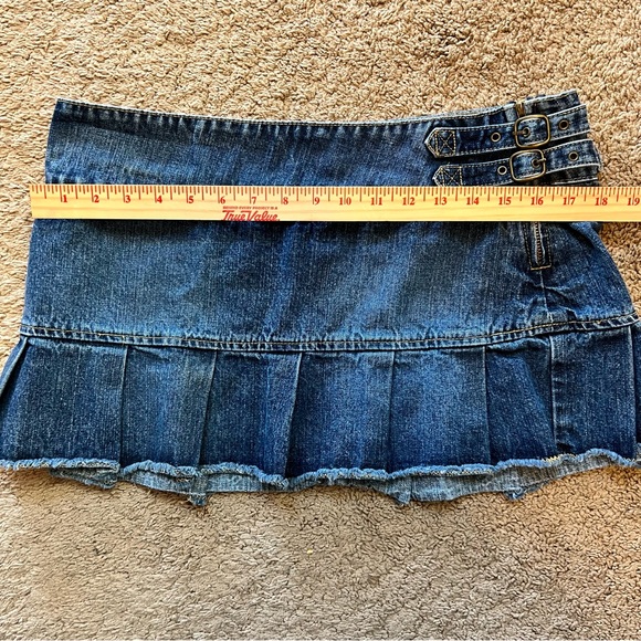 Pleated Jean Skirt Juniors 11 EUC - Picture 5 of 6